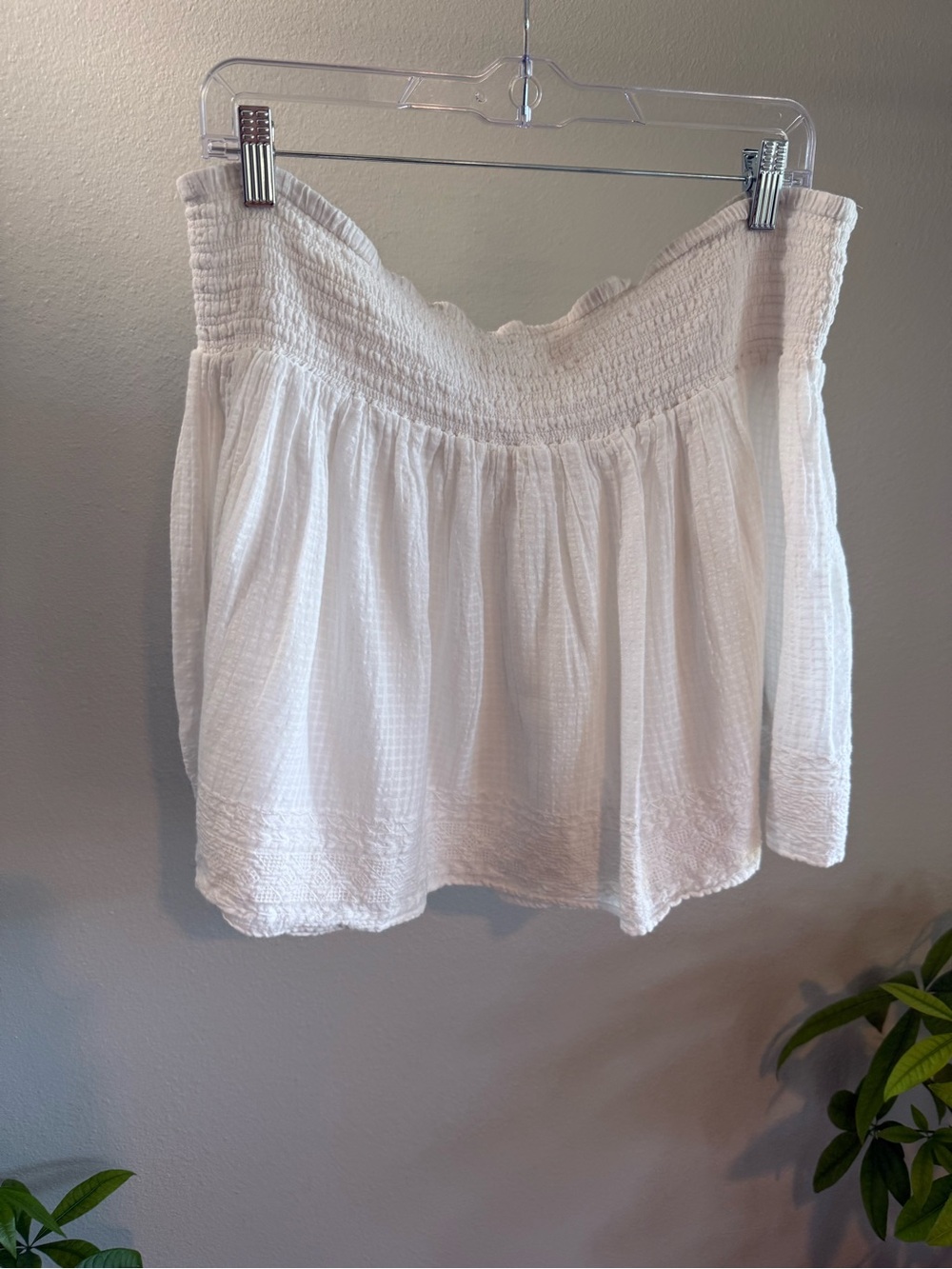 American Eagle White Boho Smocked Skirt – Size XL